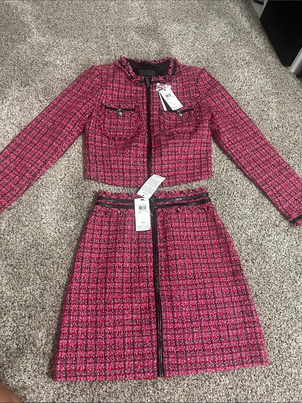 Guess Cropped Pink Tweed Skirt